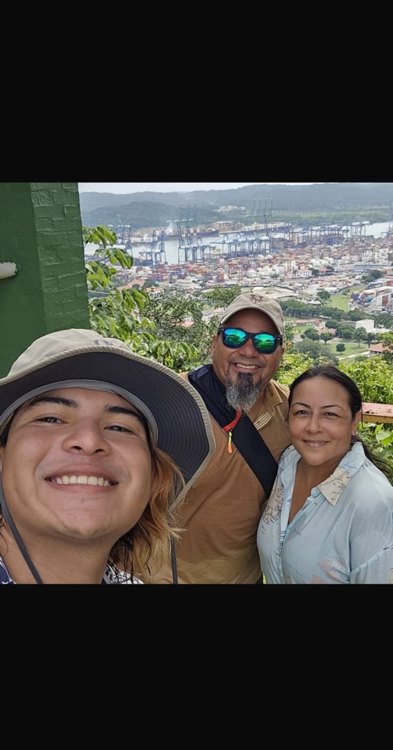 City Hiking and Panama Canal - Image 2